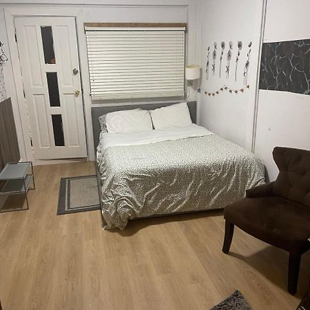 Suite In West Vancouver Esterno foto